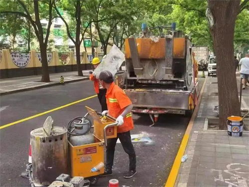 石景山優(yōu)化校園周邊交通標線，全力打造“放心上學路”
